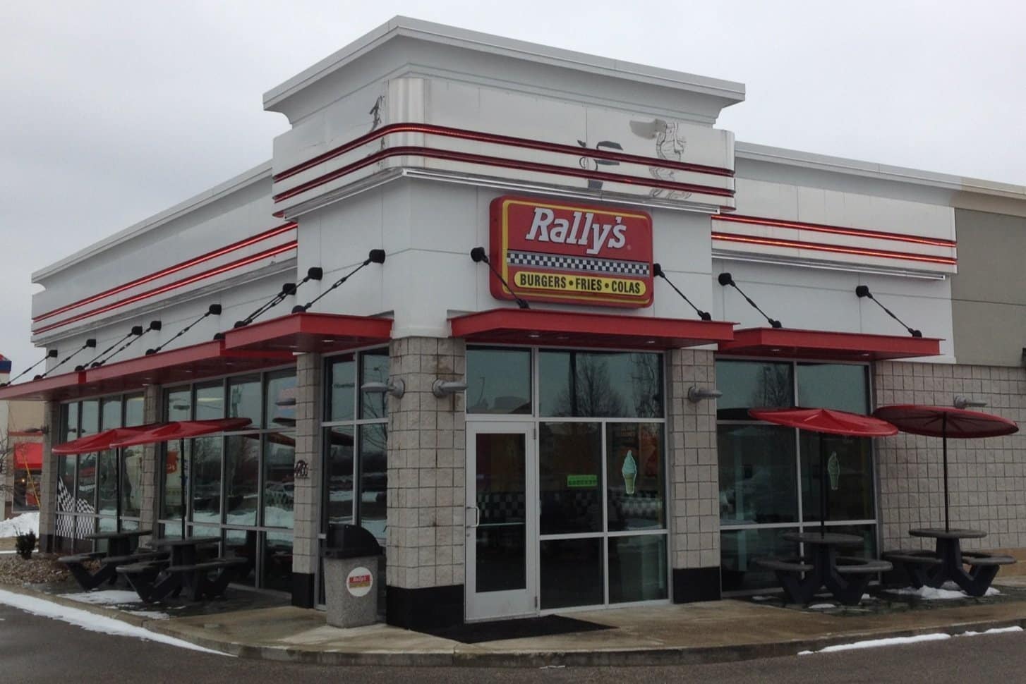 Checkers and Rally's Outlet
