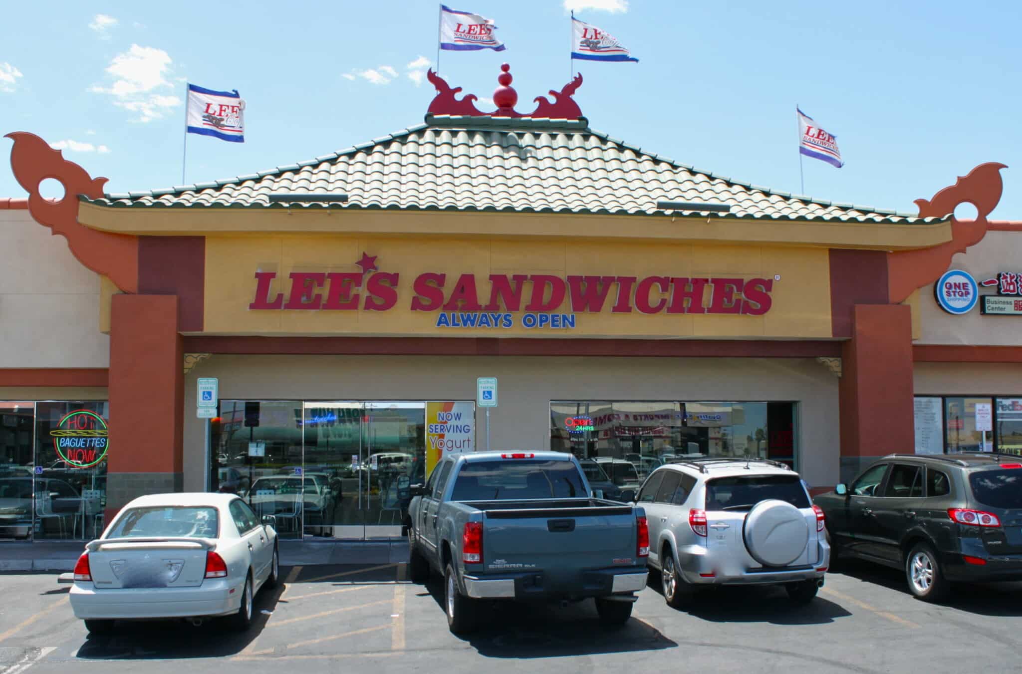 Lee's Sandwiches Restaurant