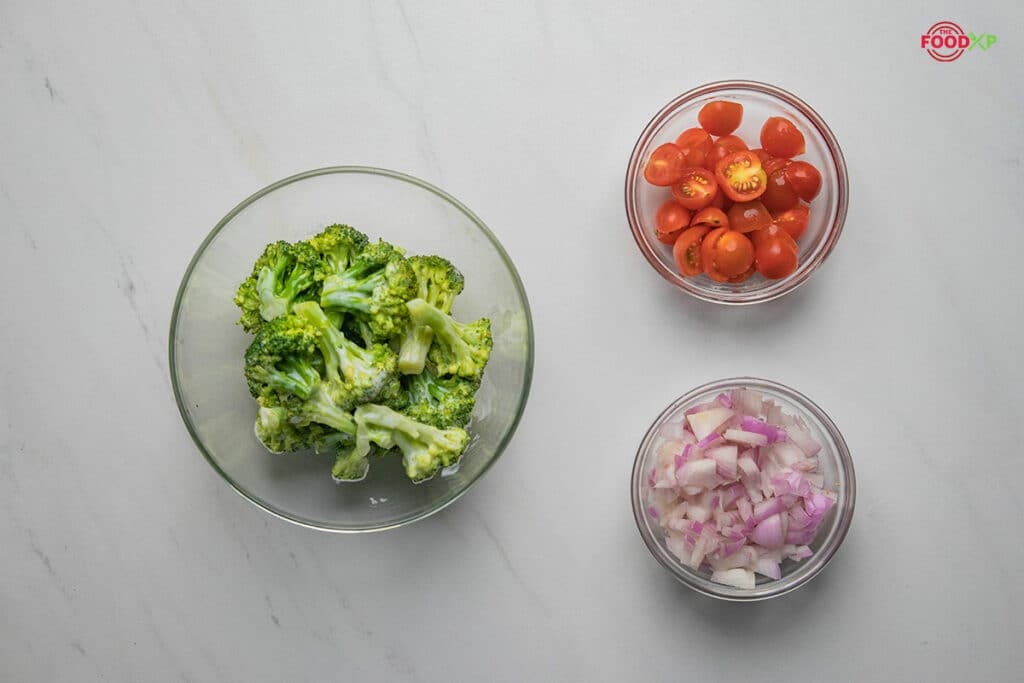 Paula Deen Broccoli Salad Step 8