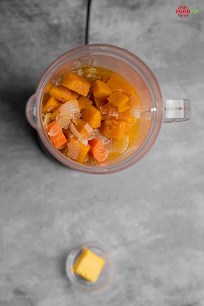 Paula Deen Butternut Squash Soup Step 6