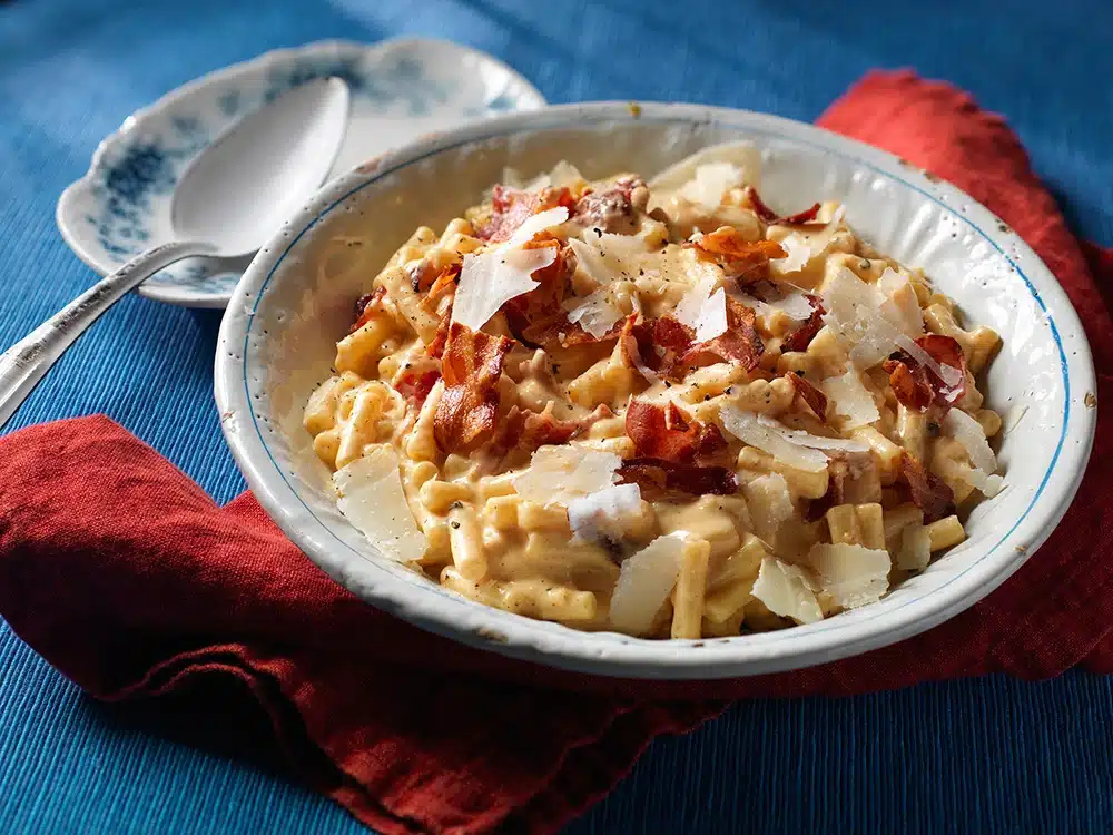 Hot Mac And Cheese Carbonara Served